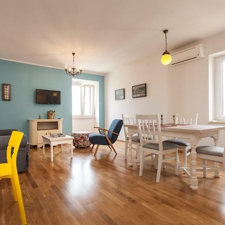 Apartment Amare Seaview 로비니 외부 사진