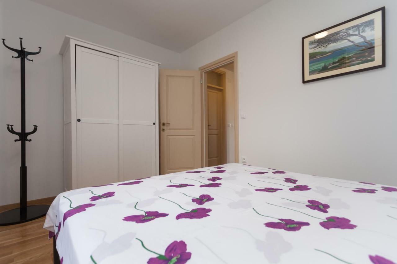 Apartment Amare Seaview 로비니 외부 사진